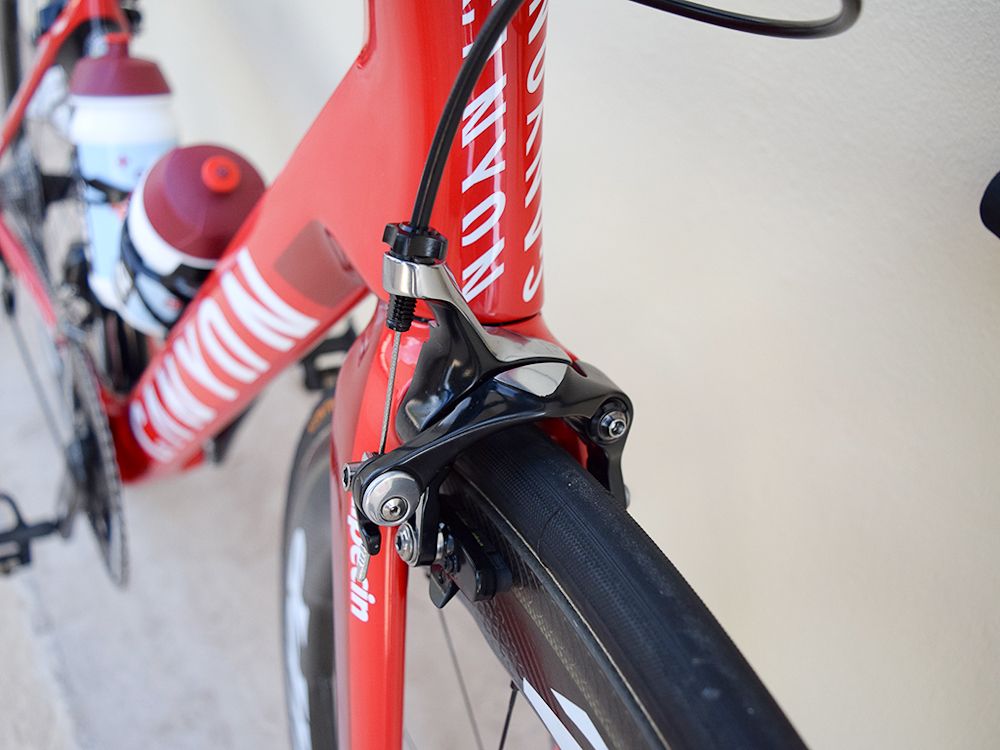 The Canyon Aeroad has direct mount brakes front and rear