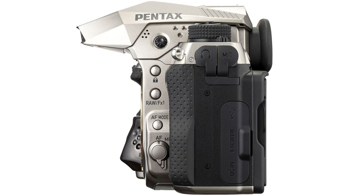 Pentax K-1 Mark II J Limited 01