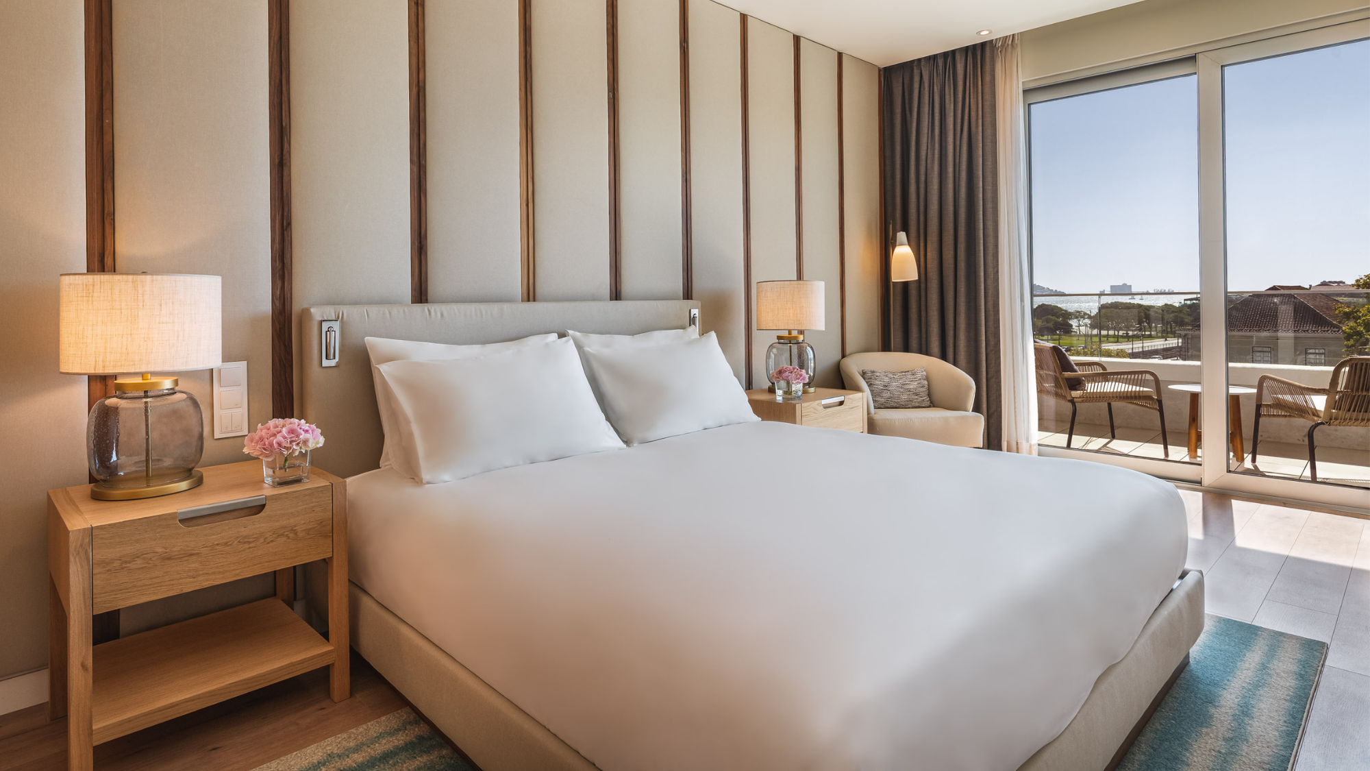 Hyatt Regency Lisbon bedroom