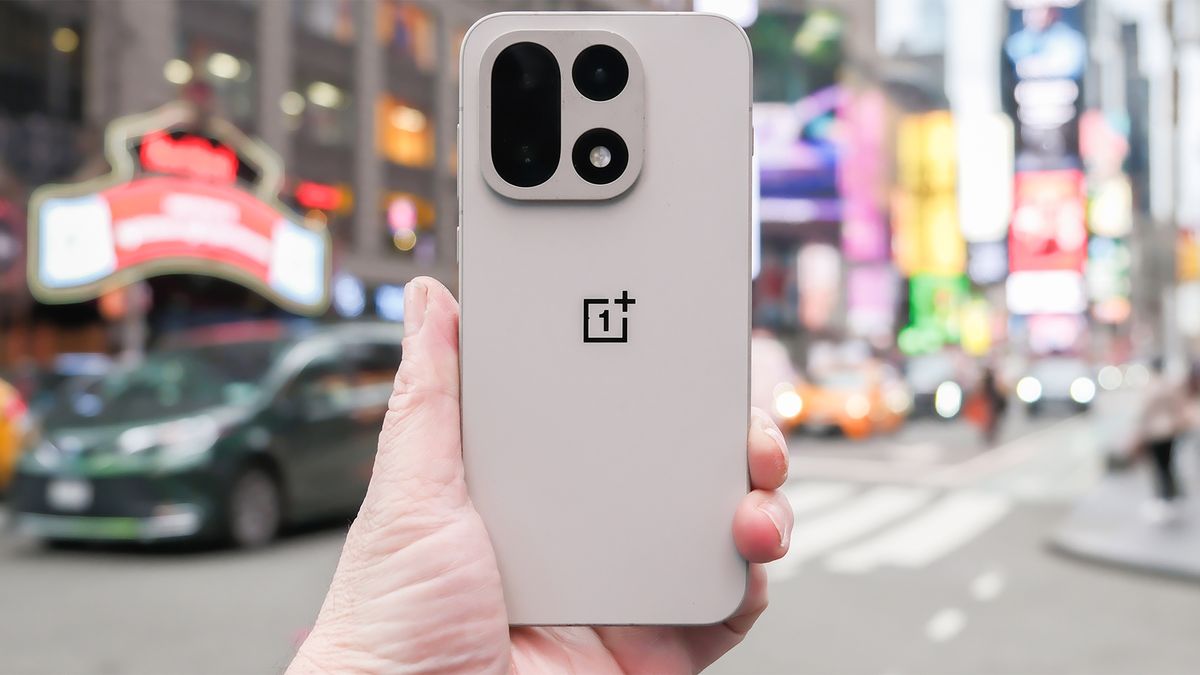 OnePlus 15