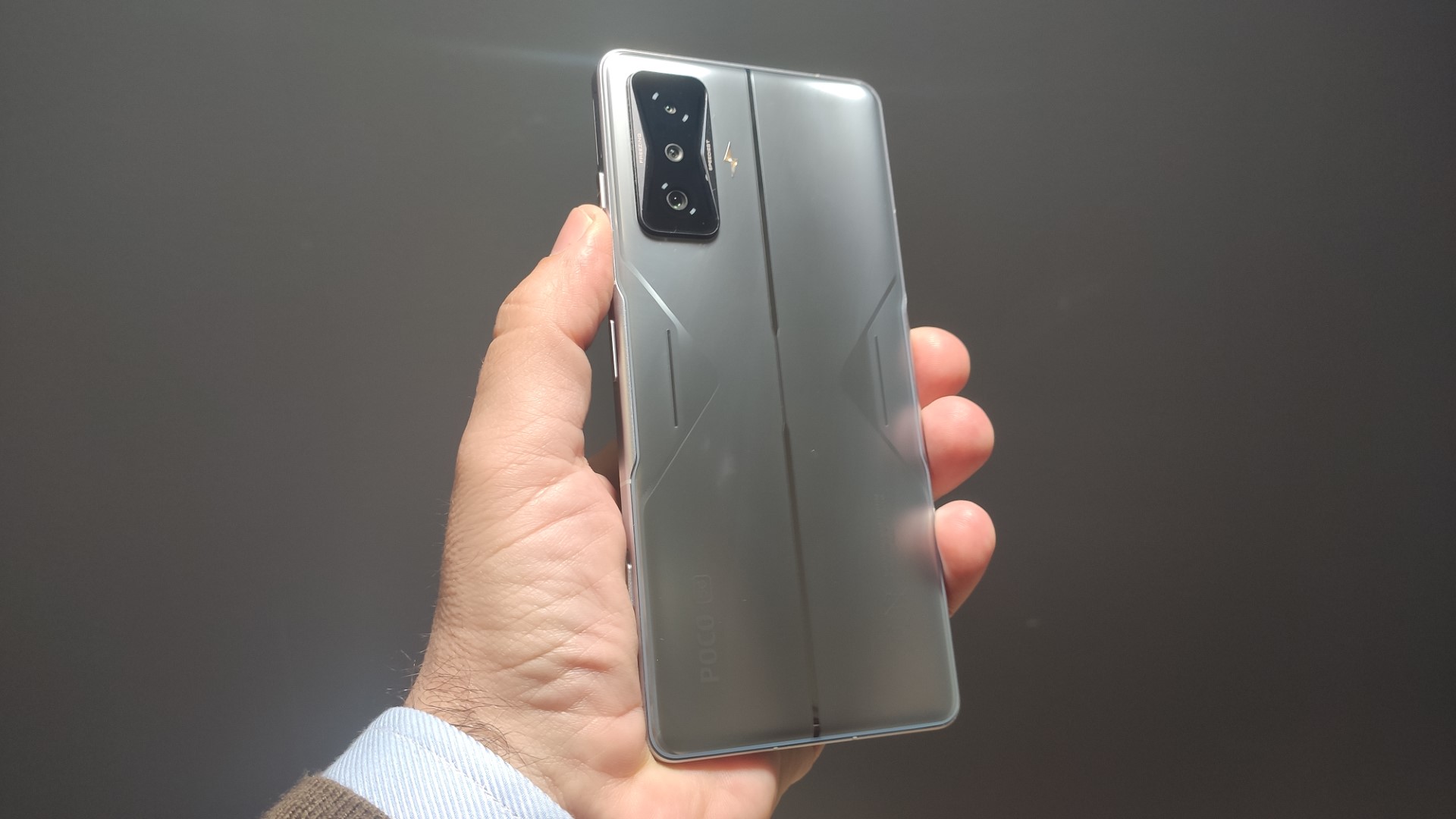 Poco F4 GT
