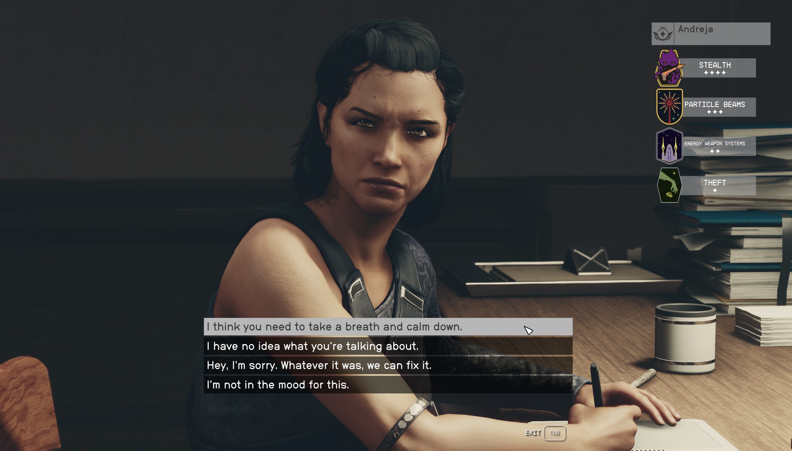 Starfield, Andreja sieht wütend aus, sie sitzt an einem Schreibtisch.  Der Spieler hat vier Dialogoptionen, um sie zu beruhigen.