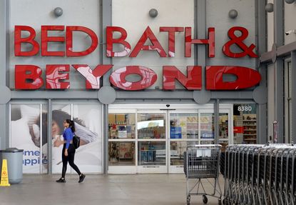 A Bed Bath & Beyond storefront