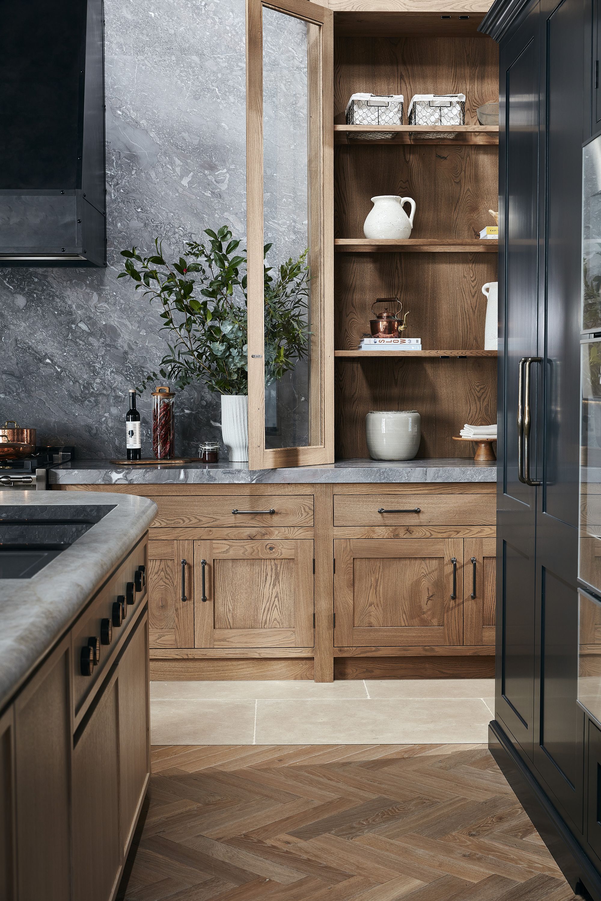5 Outdated Styles of Kitchen Flooring Designers Say They Avoid in 2026