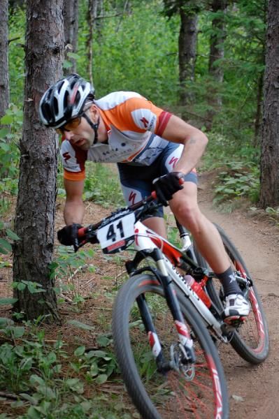 Mike Phillips (Adventure 212 / Specialized) in the singletrack. Photo by Niki Frazier