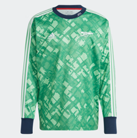 Arsenal icon goalkeeper jersey
Was £100 Now £61