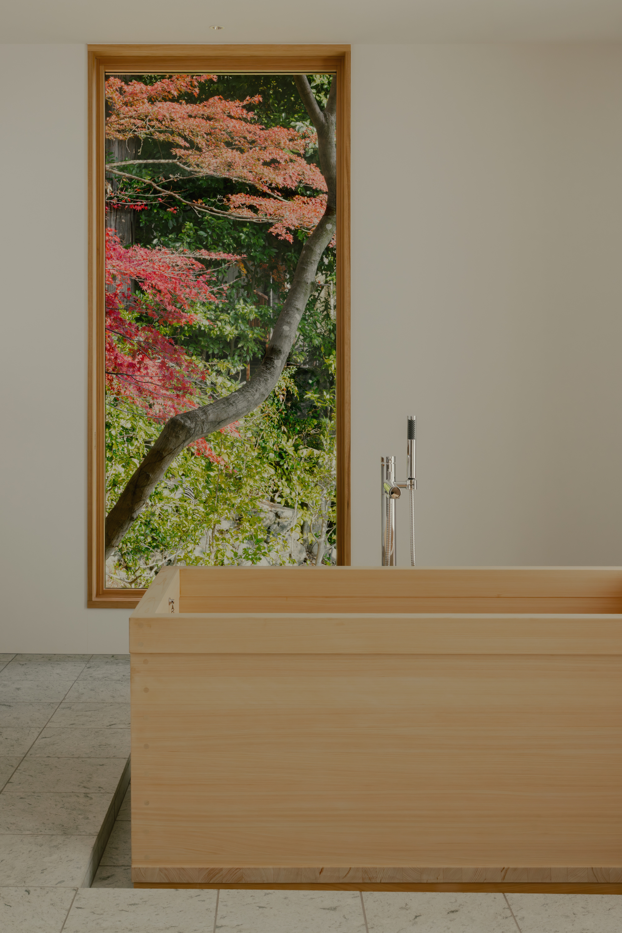 interior of House in Narutaki by kooo architects, a traditional Japanese house remastered for the 21st century with minimalism and earthy tones and natural materials that fit the historic Japanese style