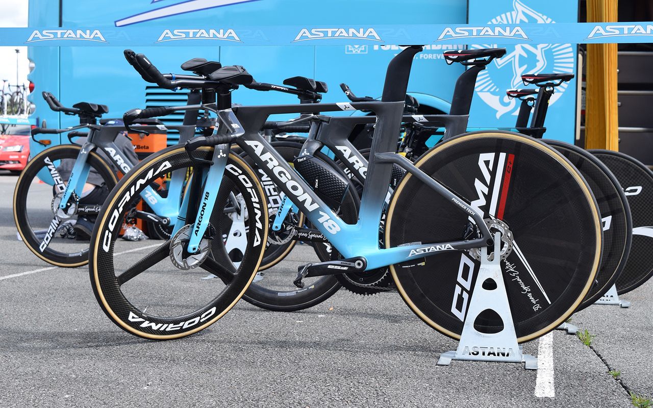 A few Astana riders raced on what appears to be a new version of the Argon 18 E-118 time trial bike
