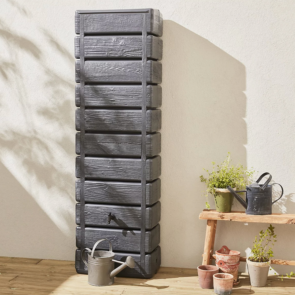 Wood-effect stacked water butt