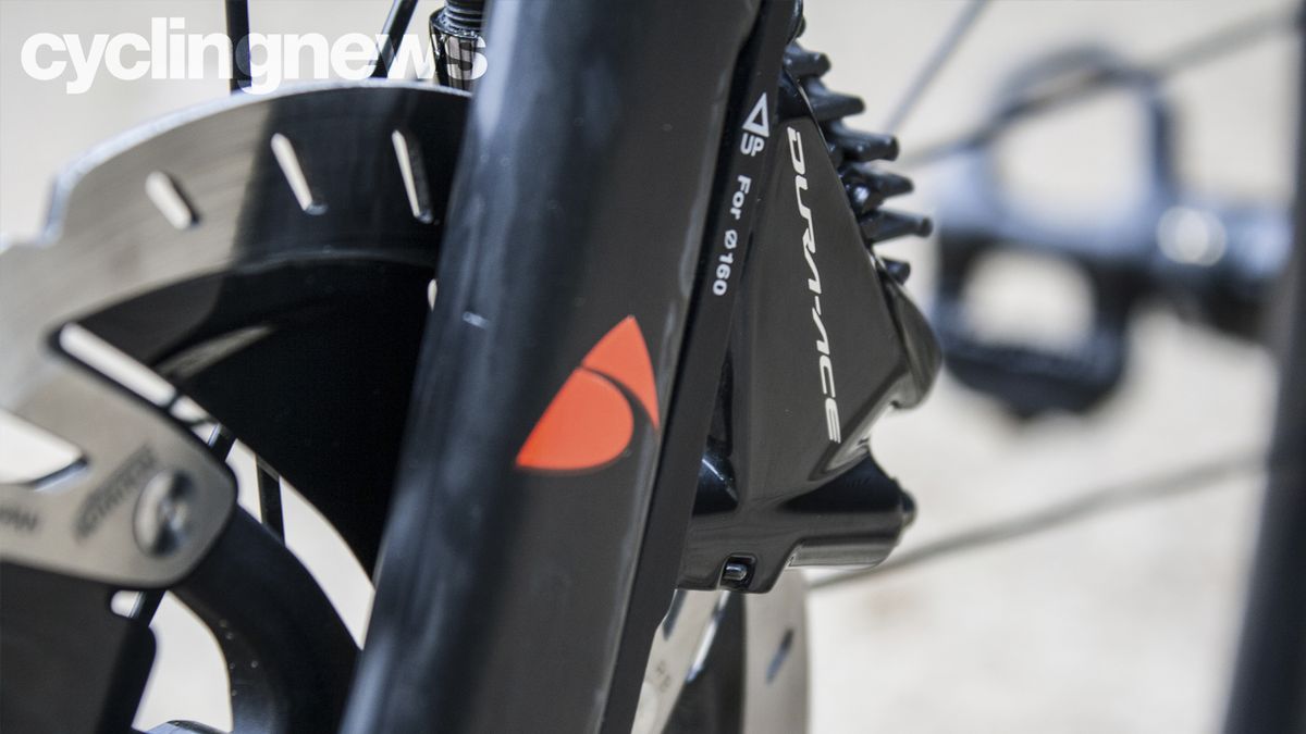 Factor O2 VAM Disc road bike