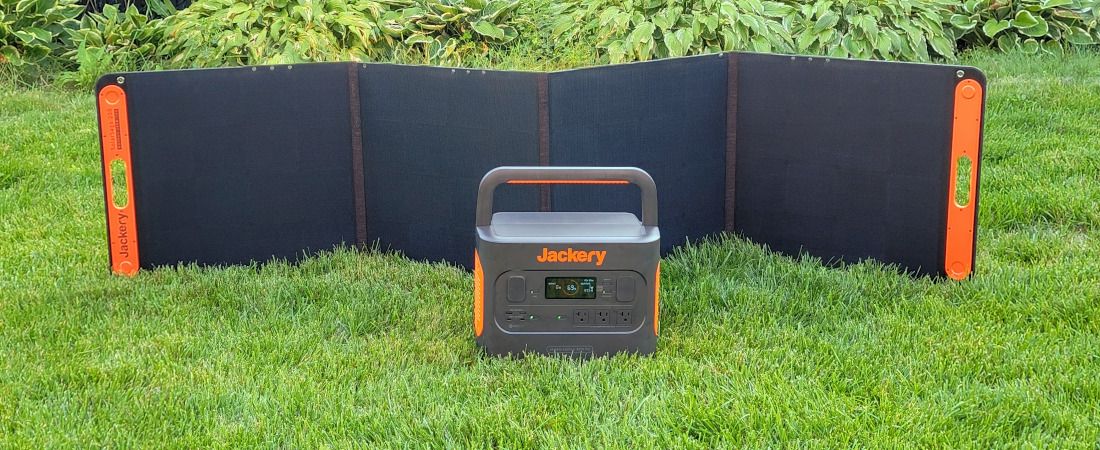 Jackery Solar Generator 2000 Pro full