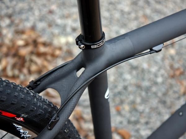 The split seat stay ends are likely a bear to hand-wrap into the front triangle of Crumpton's new 29er hardtail.