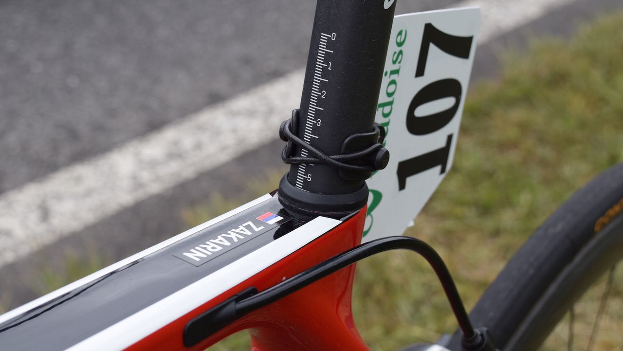 Measurement markings on the seat post ensure perfect setup of the bike every time