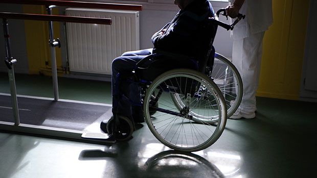 Paralysed men move again