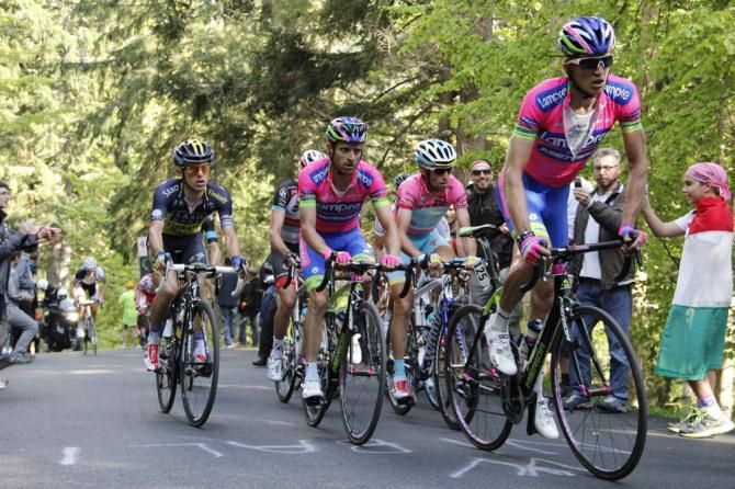 Przemysaw Niemiec leads Michele Scarponi (Lampre - Merida)