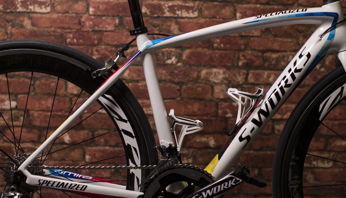 It's a tight and compact Amira for Armitstead with white the defining colour