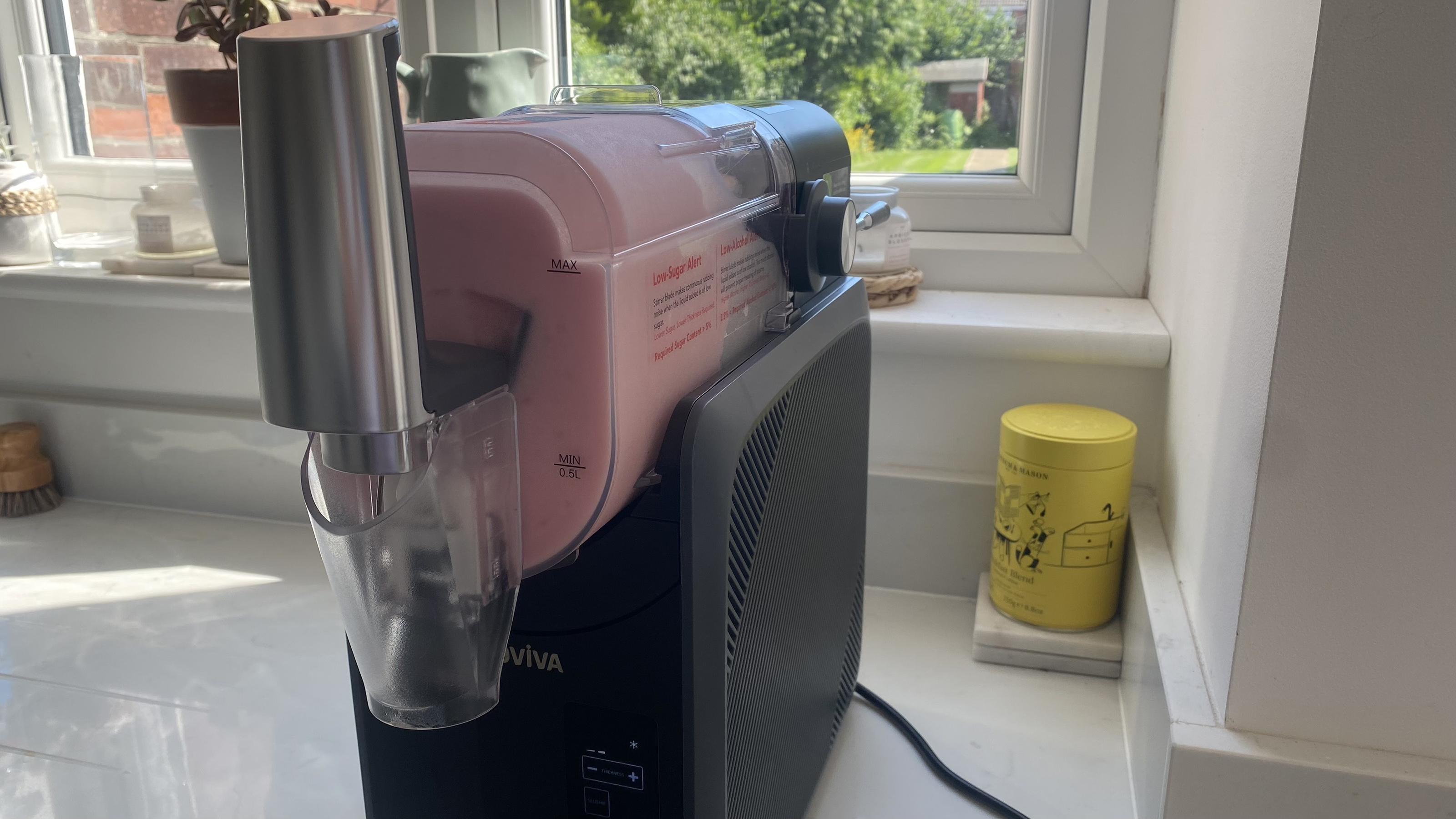 Testing the Inoviva slushie maker at home