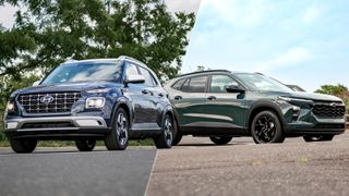 2026 Chevrolet Trax vs 2026 Hyundai Venue.