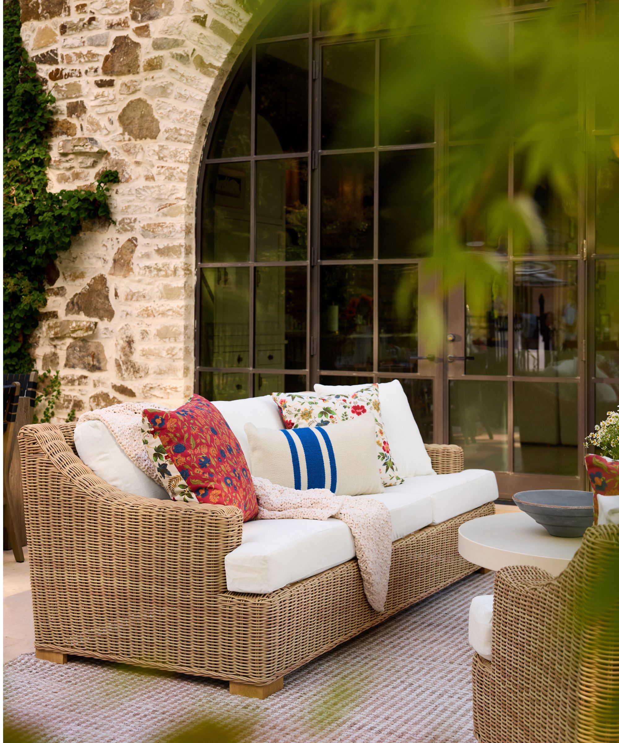 lily aldrige pottery barn outdoor makeover