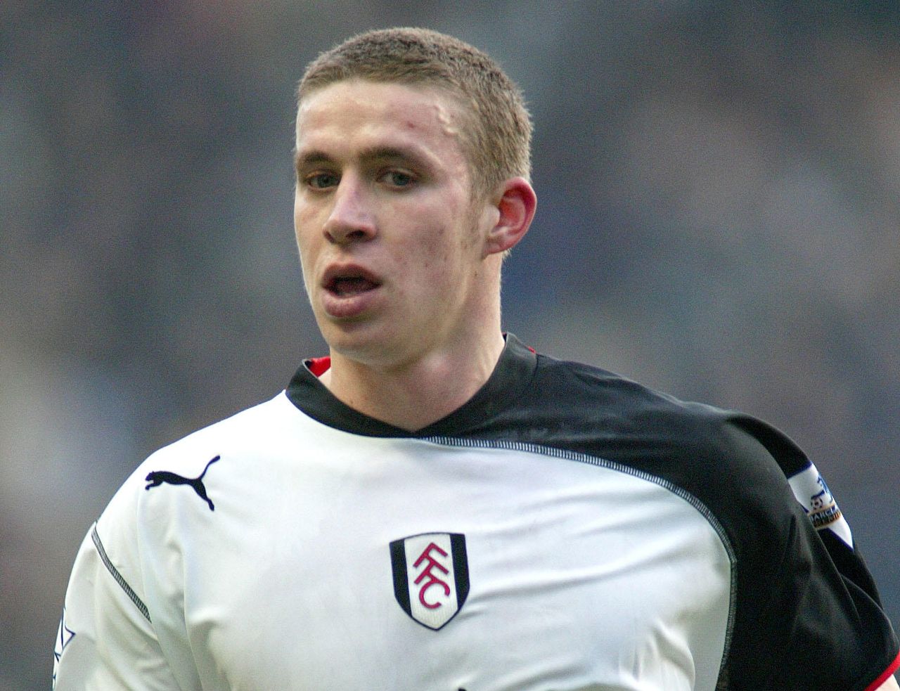 Sean Davis playing for Fulham in 2004