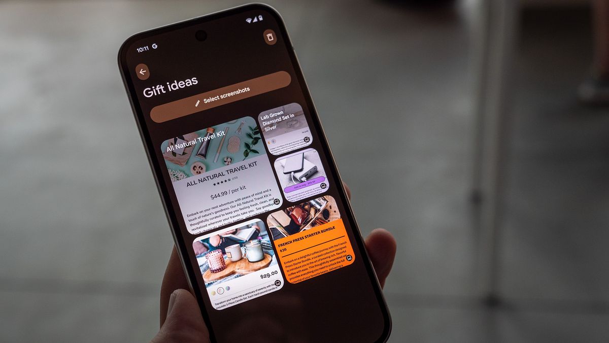 Using the Pixel Screenshots app on a Google Pixel 9 Pro XL