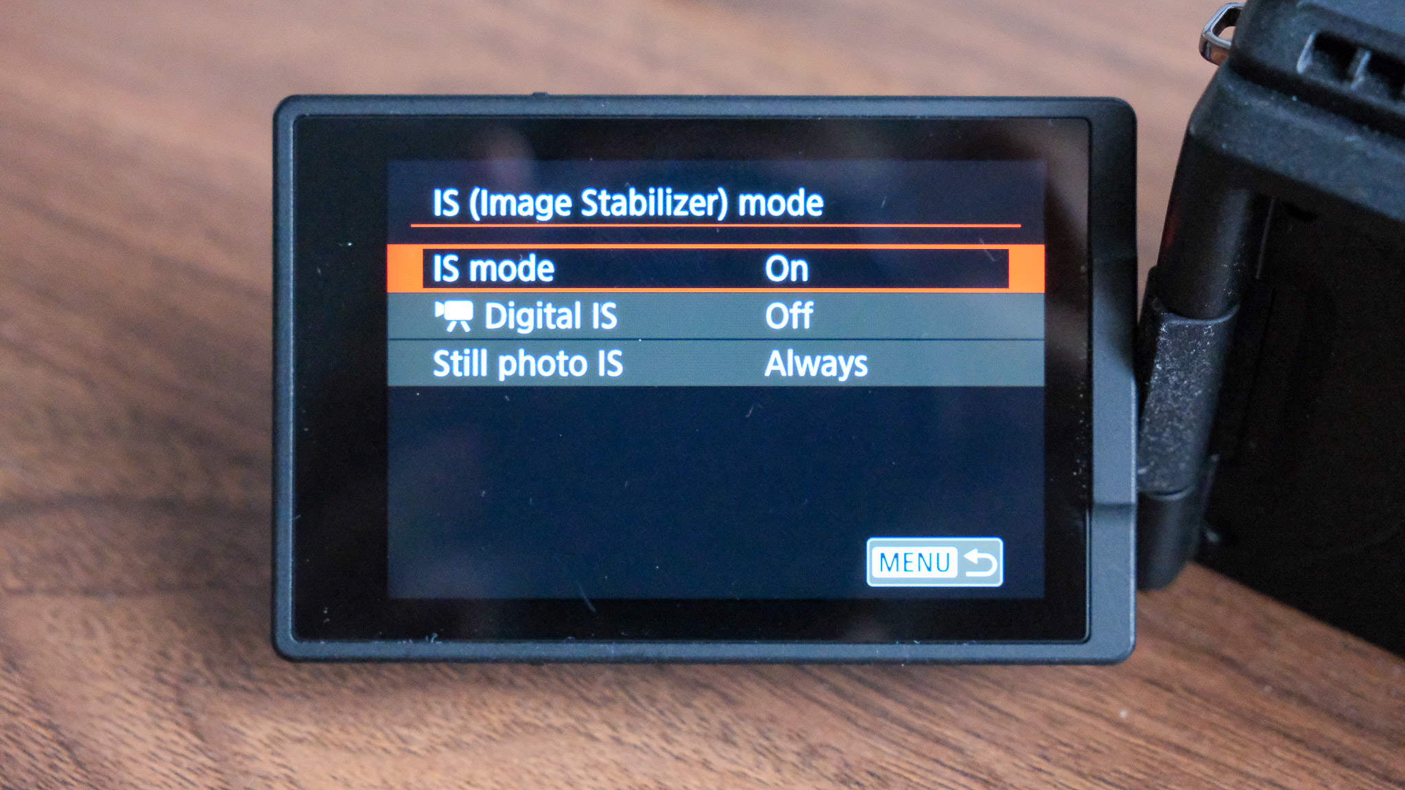 Canon PowerShot V1 review