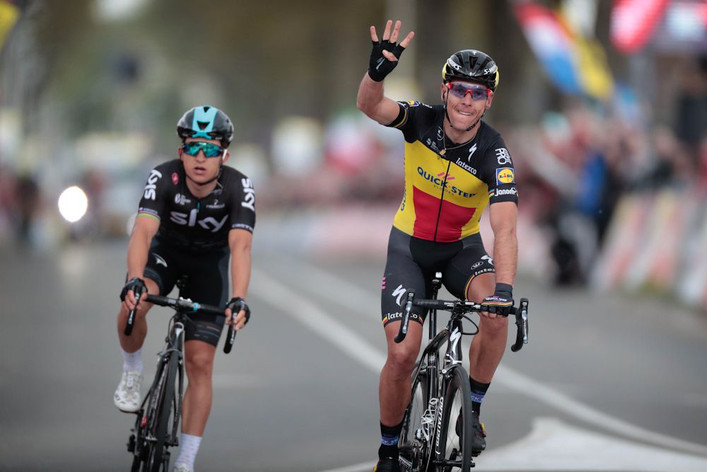 Philippe Gilbert wins the 2017 Amstel Gold Race ahead of Michal Kwiatkowski