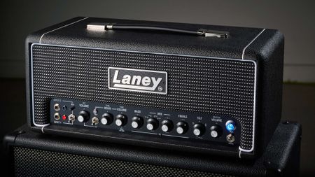 Laney Digbeth DB-EAST, the new signature bass head developed with the bass legend Nathan East