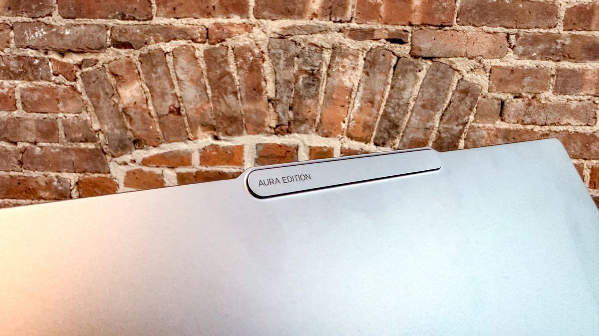 A closeup shot of the Communications Bar on the Lenovo Yoga Pro 7i Gen 11 Aura Edition