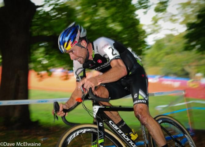 Tim Johnson (Cannondale Cyclocrossworld.com) streaking through the woods