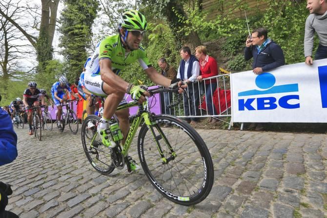 Oscar Gatto (Cannondale) tried to support Peter Sagan