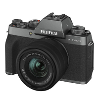 Fujifilm X-T200 with XC15-45mm lens: £749 £549 at Amazon