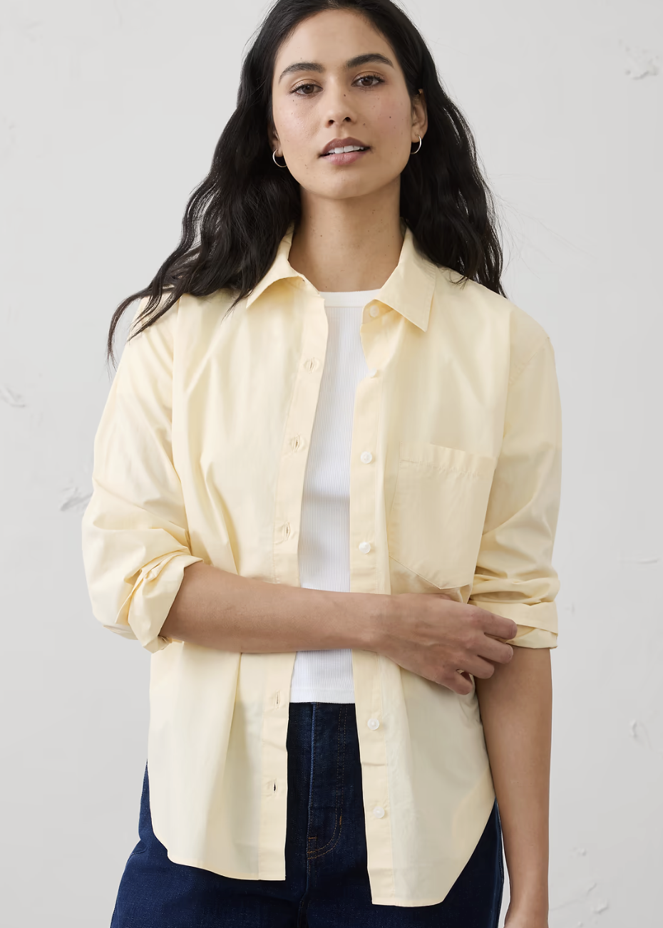 Fábrica da Banana Republic, camisa de popeline perfeita (custava US $ 70)