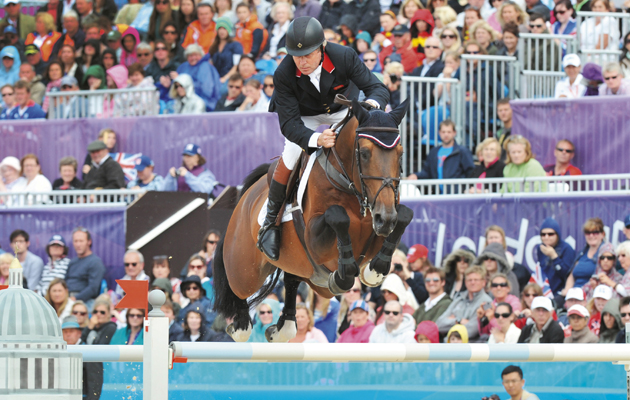 London-2012-SJ-gold-anniversa-5191884.jpg