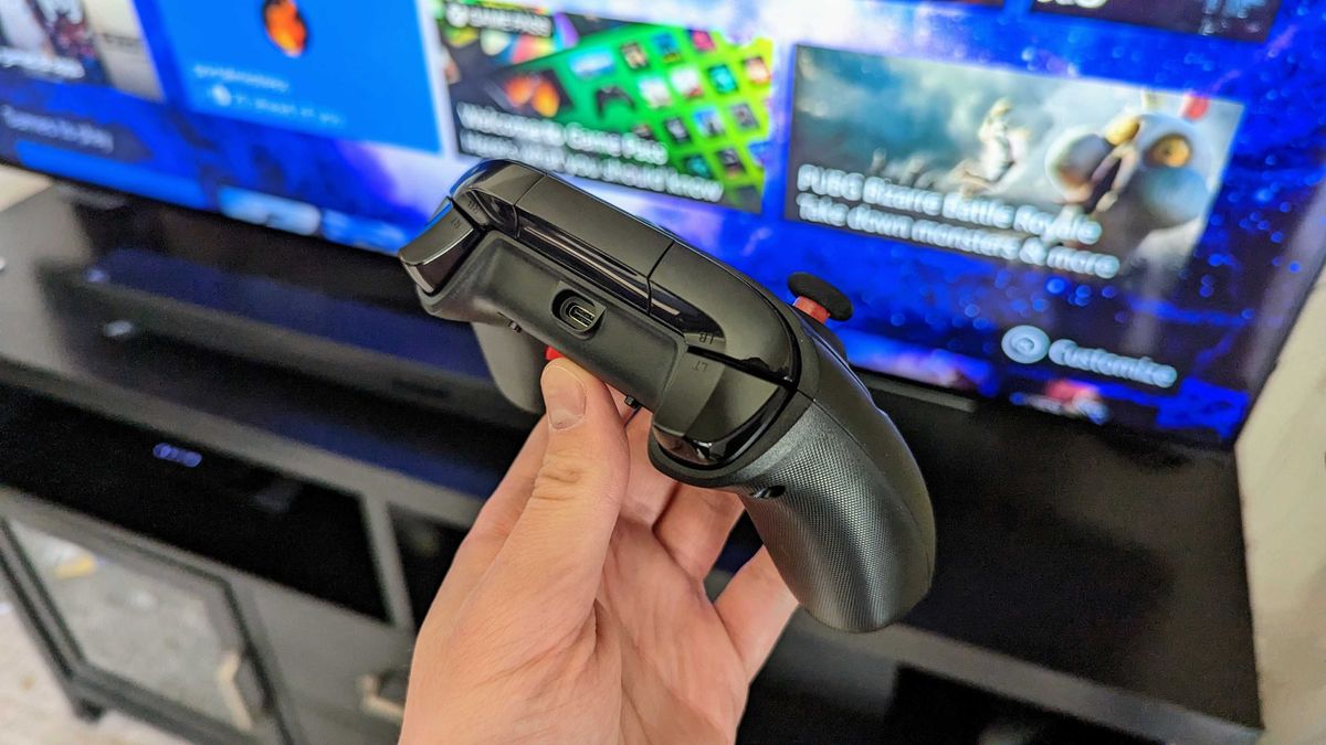 HyperX Clutch Gladiate Xbox & PC controller review: It's just okay ...