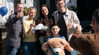 EastEnders spoilers, Ian Beale, Kathy Beale, Lauren Branning, Peter Beale, Louie Beale