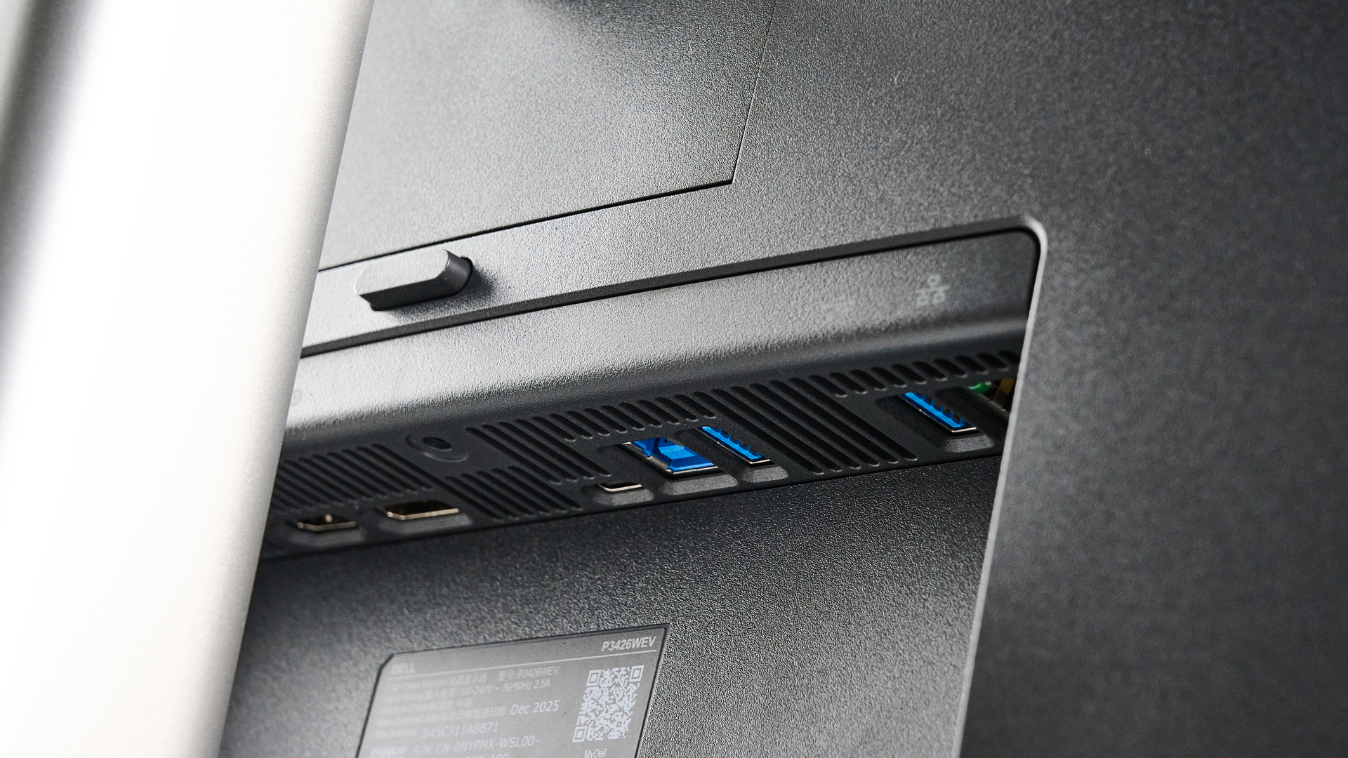 A black Dell Pro P3426WEV curved monitor for productivity