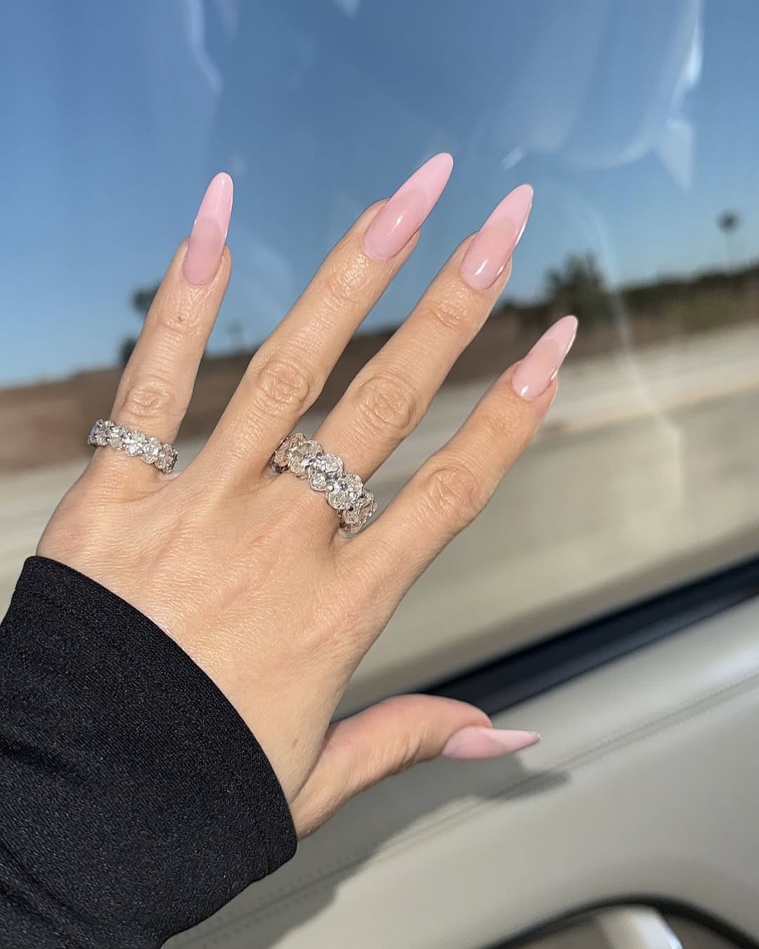 Photo of Khlo&amp;eacute; Kardashian's nails with a pink OPI layering combo