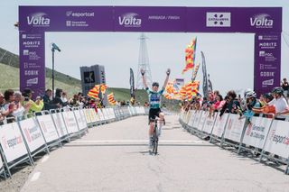 Stage 2 - Volta a Catalunya Femenina: Demi Vollering conquers monster climb to take stage 2 victory, moves into race lead