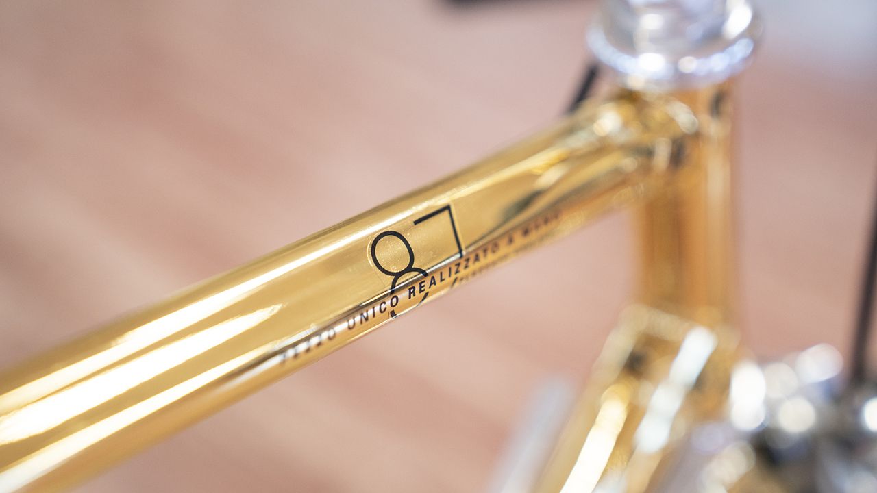 Detailing on the top tube celebrates the 87th birthday