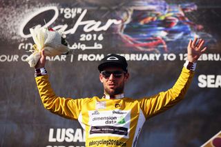 Mark Cavendish remains in the leader's jersey