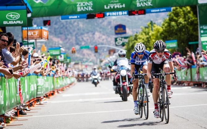 Michael Torckler (Bissell) leading the break with the field bearing down.