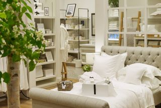 Store with bedroom and bathroom products