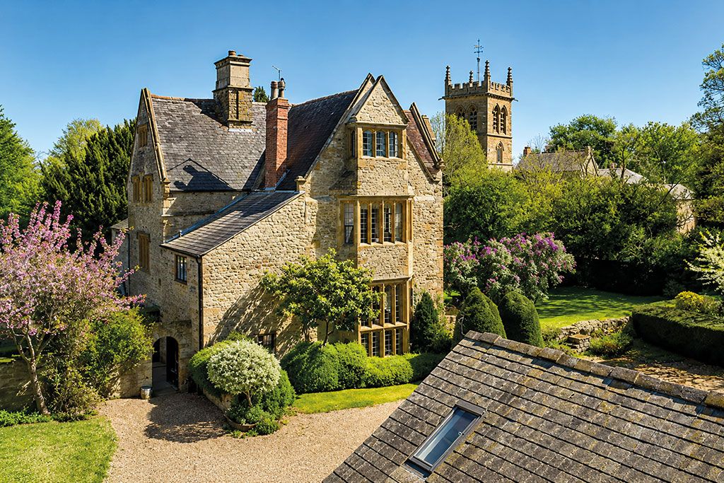 Properties for sale with home offices: Gayton Manor, Gayton, Northamptonshire