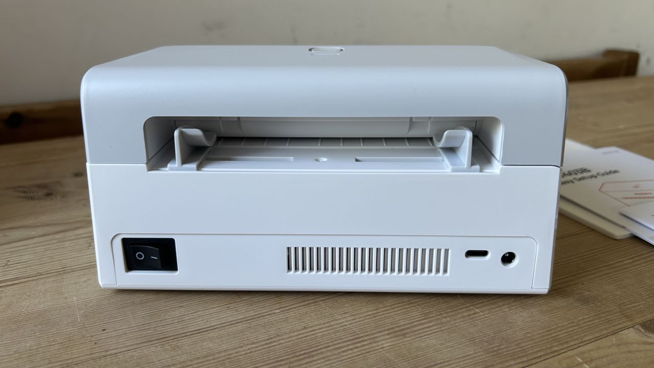 Munbyn RealWriter 403B during our review