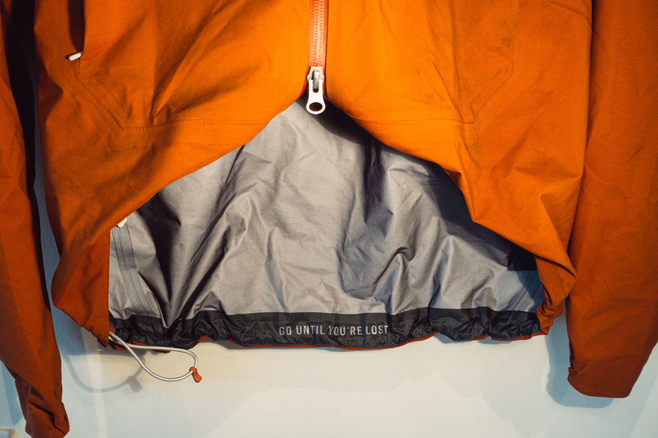 rapha explore goretex jacket