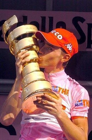 Damiano Cunego with 2004 Giro Trophy