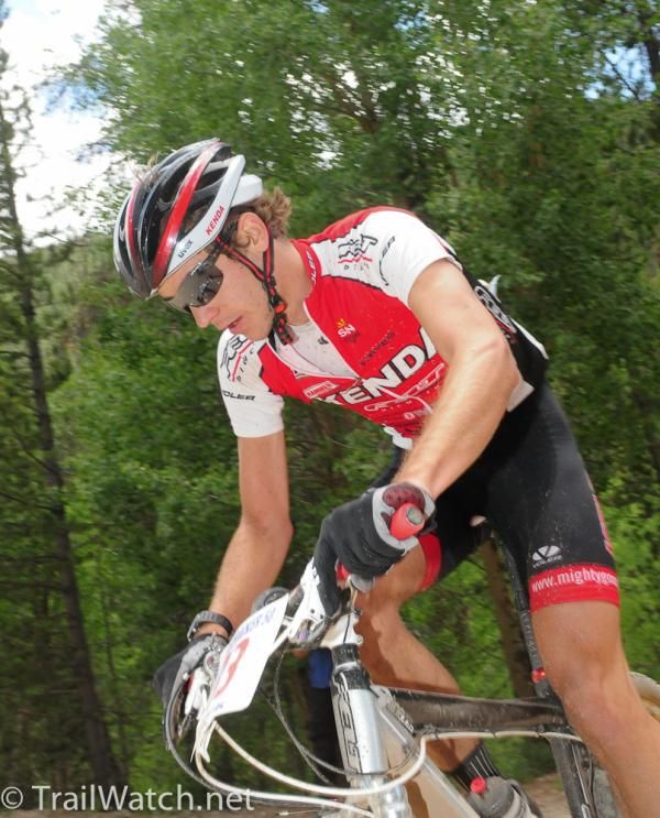 Colin Cares (Kenda-Felt) with a half lap to go.
