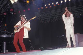 Anderson and Rabin on tour with Yes in 1984.