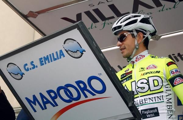 Le Tour de Langkawi winner Jose Rujano (ISD-Neri) signs on for the stage.